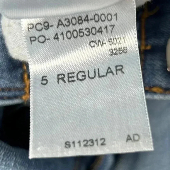 2/30 Levi’s Signature Straight Size 5 Regular Boys Jeans Denim Adjustable Waist - Picture 7 of 9